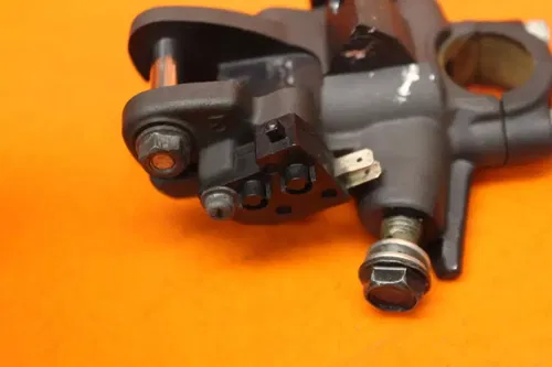 2011-2013 KAWASAKI NINJA ZX1000 OEM FRONT BRAKE MASTER CYLINDER