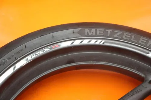 12-21 SUZUKI GSXR 600 750 OEM STRAIGHT FRONT WHEEL RIM W TIRE 54111-14J00-019