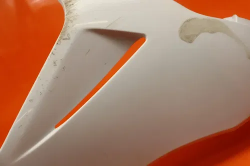 2013 SUZUKI GSXR 750 ZXMT RIGHT LOWER BOTTOM BELLY SIDE FAIRING COWL