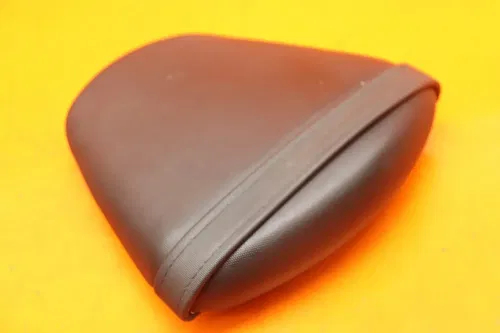 2017 SUZUKI GSXR750 REAR BACK PASSENGER TANDEM SEAT PAD SADDLE PILLION