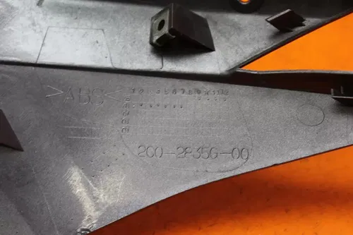 2005 2006 SUZUKI GSXR 1000 OEM LEFT FRONT UPPER NOSE FAIRING COWL SHROUD