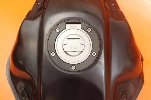 2022-2024 YAMAHA YZF R7 OEM GAS TANK FUEL CELL PETROL RESERVOIR