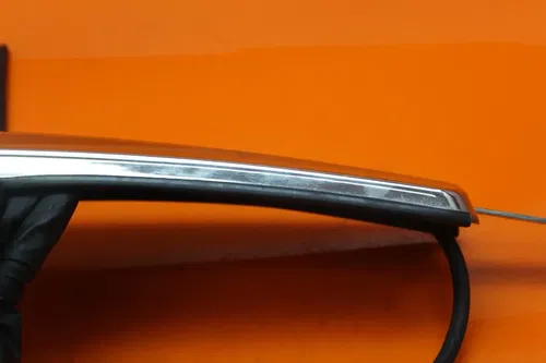 2010 Harley-Davidson Street Glide FLHX OEM GAS TANK CAP COVER TRIM PANELCOWL