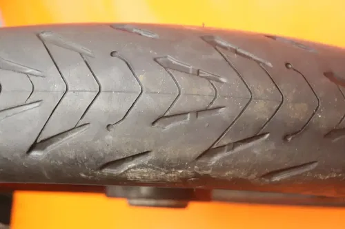 01-05 SUZUKI GSXR 600 750 OEM FRONT WHEEL RIM W TIRE