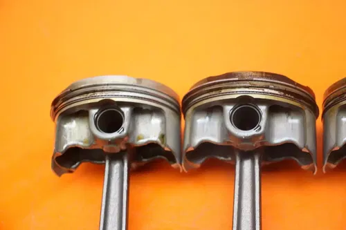 1998-2003 YAMAHA YZF R1 OEM ENGINE MOTOR BLOCK PISTONS 4XV-11631-10-00