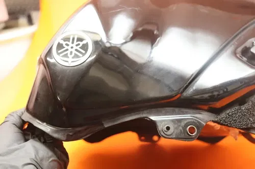 2007-2008 YAMAHA YZF R1 OEM GAS TANK FUEL CELL PETROL RESERVOIR