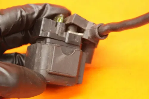 04-07 2004 KAWASAKI NINJA ZX10R OEM ENGINE STARTER RELAY STARTING MOTOR SWITCH