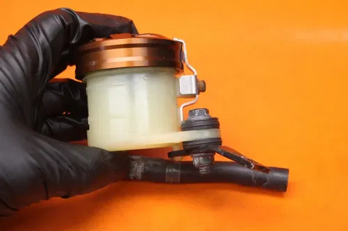 06-16 2007 HONDA CBR1000RR OEM FRONT BRAKE MASTER FLUID RESERVOIR TANK BOTTLE