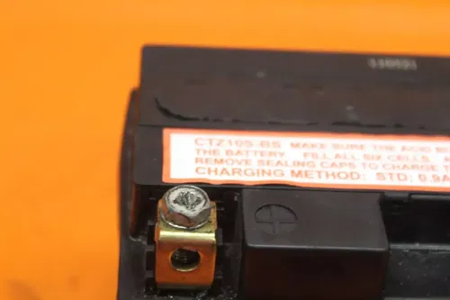 04-14 YAMAHA YZF R1 MAITENANCE FREE BATTERY CTZ10S-BS