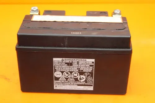 04-14 YAMAHA YZF R1 MAITENANCE FREE BATTERY CTZ10S-BS