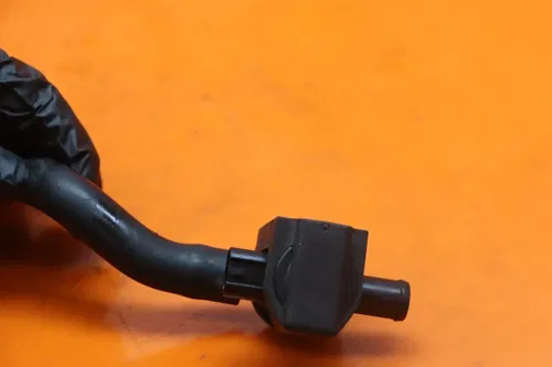 09-10 KAWASAKI ER-6N OEM AIR VALVE SOLENOID TOP ENGINE SWITCH SENSOR