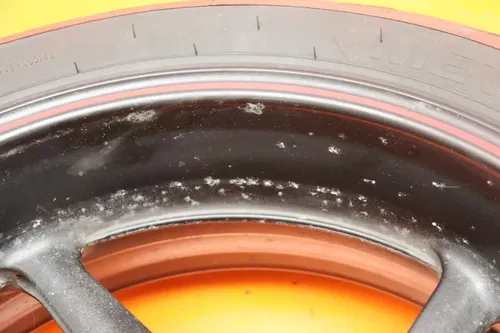 2004-2006 YAMAHA YZF R1 OEM STRAIGHT REAR WHEEL BACK RIM