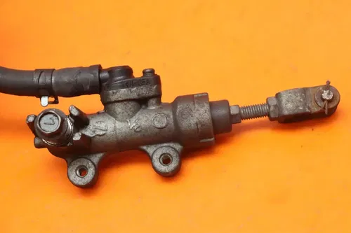 1999-2007 SUZUKI HAYABUSA OEM REAR BACK BRAKE MASTER CYLINDER W RESERVOIR