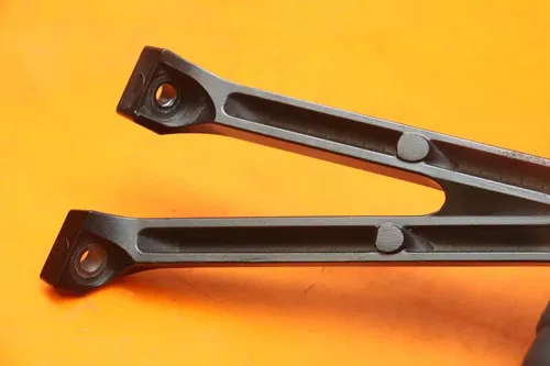 2019 2011-2024 SUZUKI GSXR 600 750 OEM RIGHT REAR BACK PASSENGER PEG
