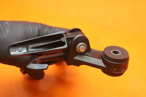 2019 2011-2024 SUZUKI GSXR 600 750 OEM RIGHT REAR BACK PASSENGER PEG