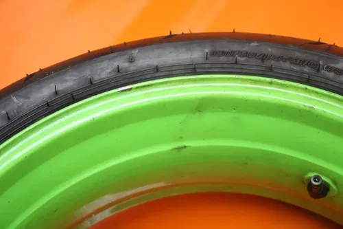 2001-2004 SUZUKI GSXR1000 OEM REAR WHEEL BACK RIM W TIRE 64111-40F01-019