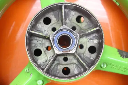 2001-2004 SUZUKI GSXR1000 OEM REAR WHEEL BACK RIM W TIRE 64111-40F01-019
