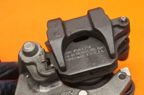 06-16 YAMAHA YZF R6 OEM REAR BACK BRAKE CALIPER W MOUNT BRACKET WITH PADS