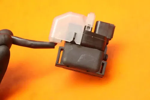 2005-2016 SUZUKI GSXR 1000 OEM ENGINE STARTER RELAY STARTING MOTOR SWITCH