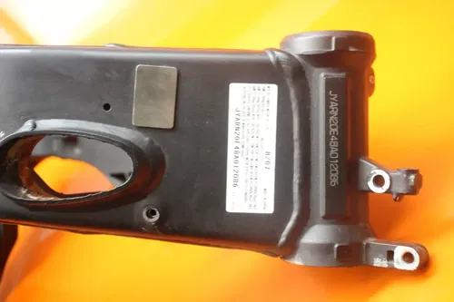2007 2008 YAMAHA YZF R1 STRAIGHT FRAME CHASSIS C 4C8-21110-01-00