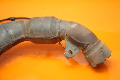 2007 2008 YAMAHA YZF R1 OEM EXHAUST MIDPIPE MID MIDDLE PIPE 4C8-14740-00-00
