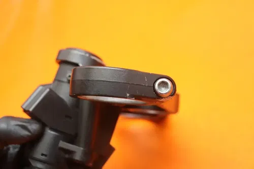 04-05 KAWASAKI NINJA ZX10R OEM IGNITION LOCK KEY SET W/ GAS CAP AND SEAT LOCK
