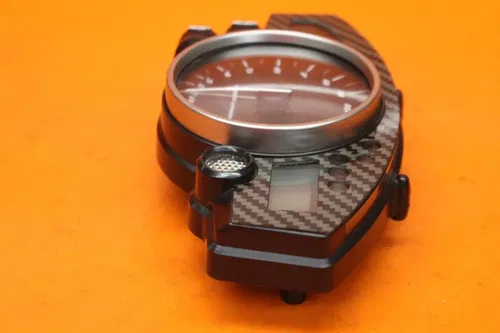 04-06 2004 YAMAHA YZF R1 OEM SPEEDO TACH GAUGES DISPLAY CLUSTER SPEEDOMETER NICE