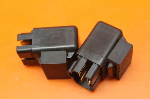 2005 2006 SUZUKI GSXR 1000 OEM MULTIFUNCTION RELAY SET