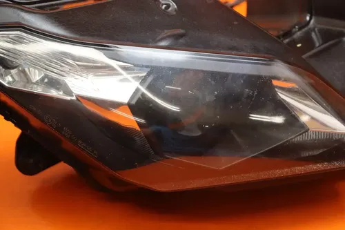 2013-2017 KAWASAKI NINJA ZX6R OEM FRONT HEADLIGHT HEAD LIGHT LAMP  *NO CRACKS*