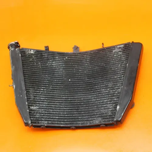 2005 2006 SUZUKI GSXR 1000 OEM STRAIGHT ENGINE RADIATOR MOTOR COOLER COOLING