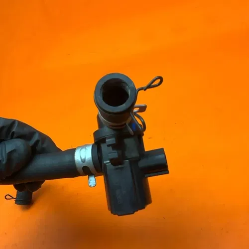 2009-2016 SUZUKI GSXR 1000 OEM AIR VALVE SOLENOID TOP ENGINE SWITCH SENSOR