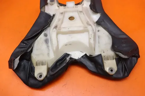 2004-2006 YAMAHA YZF R1 OEM FRONT DRIVERS SEAT PAD SADDLE PILLION