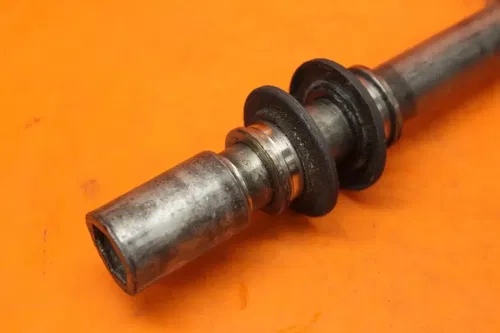 02-14 YAMAHA YZF R1 OEM FRONT WHEEL RIM AXLE PIVOT BOLT