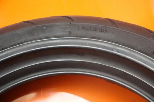 99-07 SUZUKI GSXR1300R BUSA OEM FRONT WHEEL RIM W TIRE 54111-33E10-35W