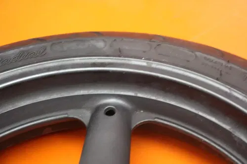 99-07 SUZUKI GSXR1300R BUSA OEM FRONT WHEEL RIM W TIRE 54111-33E10-35W
