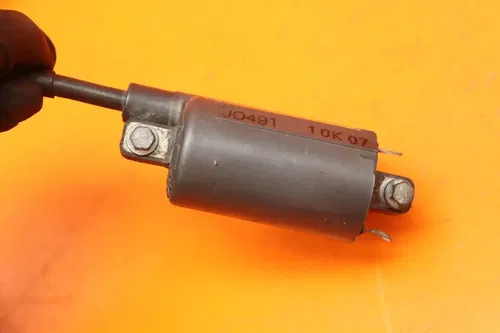 2008-2009 SUZUKI BOULEVARD M109R OEM IGNITION COILS