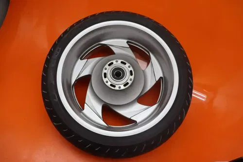 2011 SUZUKI BOULEVARD OEM STRAIGHT REAR WHEEL BACK RIM W TIRE
