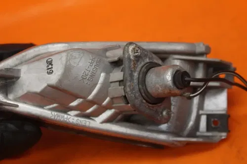 09-16 SUZUKI GSXR 1000 REAR RIGHT LEFT TURN SIGNAL FLASHER INDICATOR LIGHT SMOKE