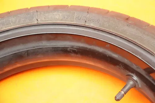 05-08 SUZUKI GSXR 1000 OEM STRAIGHT FRONT WHEEL RIM W TIRE