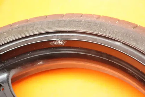 05-08 SUZUKI GSXR 1000 OEM STRAIGHT FRONT WHEEL RIM W TIRE