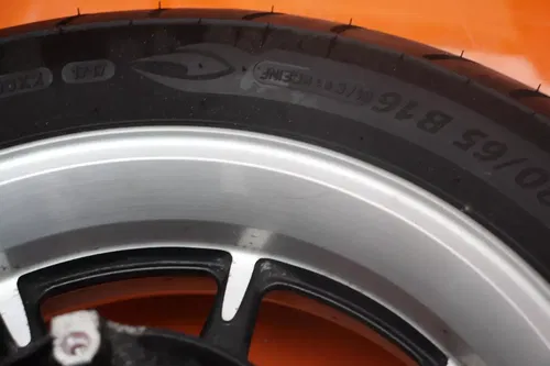 2011 KAWASAKI VULCAN 1700 VOYAGER ABS OEM STRAIGHT REAR WHEEL BACK RIM W TIRE