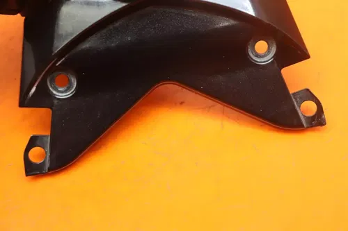 2013-2017 TRIUMPH DAYTONA 675 CENTER REAR BACK TAIL FAIRING COWL