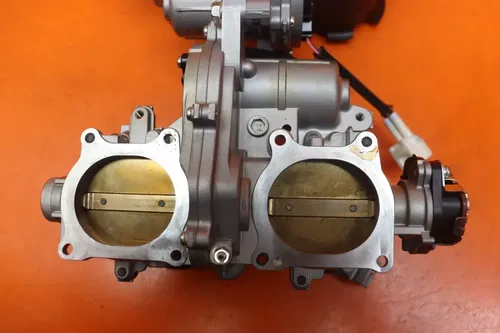 2021 DUCATI PANIGALE V4 V4S OEM MAIN FUEL INJECTORS / THROTTLE BODIES