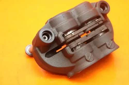 17-25 HONDA CBR1000RR OEM RIGHT LEFT FRONT BRAKE CALIPER SET PAIR CALIPERS *4K M