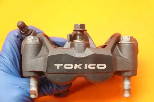 17-25 HONDA CBR1000RR OEM RIGHT LEFT FRONT BRAKE CALIPER SET PAIR CALIPERS *4K M