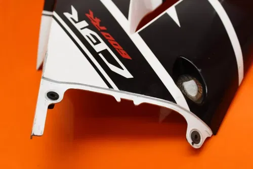 13 14 15 16 17 HONDA CBR600RR ZXMT LEFT MID UPPER SIDE FAIRING COWL PLASTIC