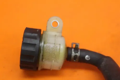 09-15 2011 SUZUKI GSXR 1000 OEM REAR BACK BRAKE MASTER CYLINDER W RESERVOIR