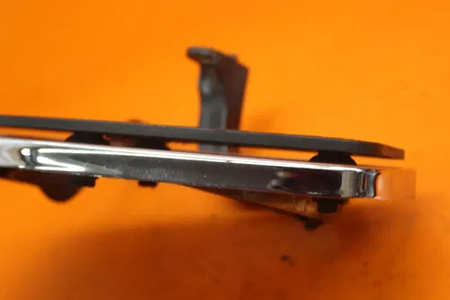 2010 HARLEY-DAVIDSON ELECTRA GLIDE ULTRA CLASSIC FLHTCU OEM LEFT FRONT STEP