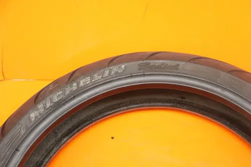 120/70 ZR 17 MICHELIN PILOT POWER FRONT MOTORCYCLE TIRE