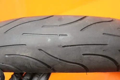 120/70 ZR 17 MICHELIN PILOT POWER FRONT MOTORCYCLE TIRE
